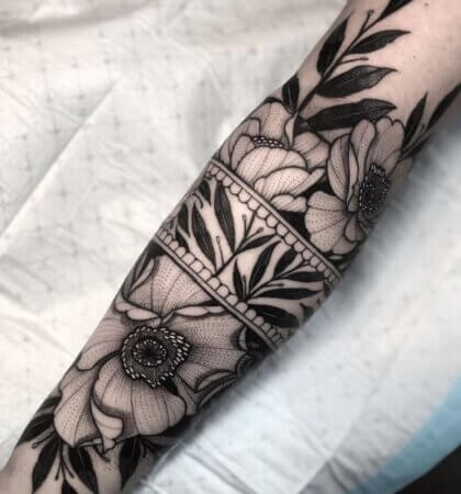 25 Best Blackwork Tattoo Ideas and Their Meaning in 2024