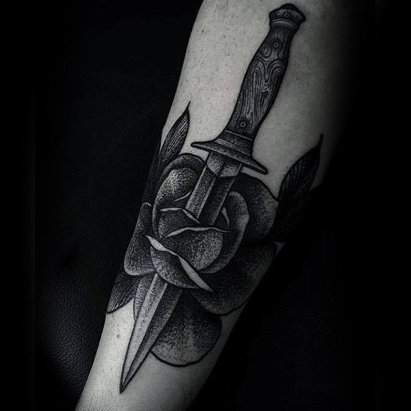 50 Traditional Dagger Tattoo Designs With Meaning 2023