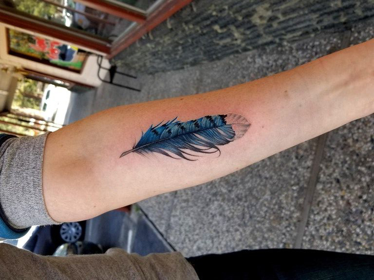 MAMUNTER  Blue Jay in memory of Julias grandfather Thanks