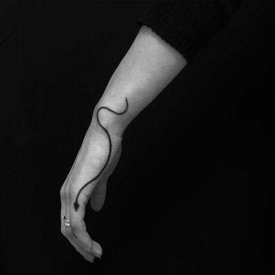 GlavportalNet on Twitter 54 Exquisite Tiny Finger Tattoo Ideas of  Minimalist Ink For Woman  minitattoo  Old Media  httpstco6K2WnXrkpT httpstcooBuRVXeds6  Twitter