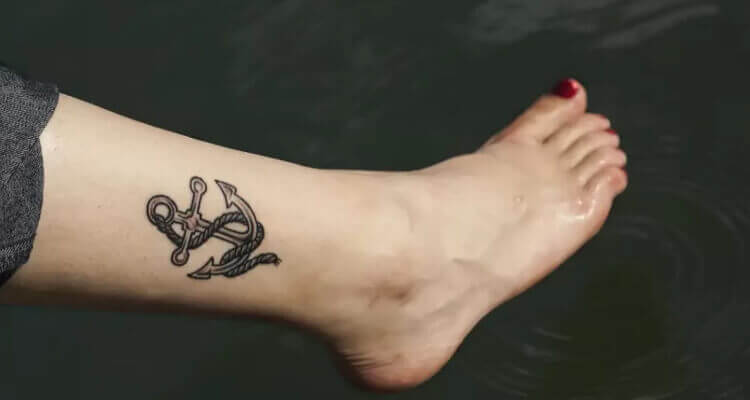 82 Stunning Anchor Tattoos On Foot