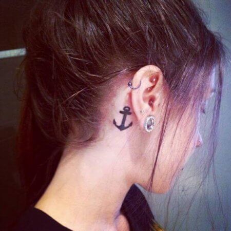 35+ Minimalists Behind the Ear Tattoo Ideas [Trendy Designs]