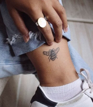 60 Cute Honey Bee Tattoo Designs in 2024 for Women and Men