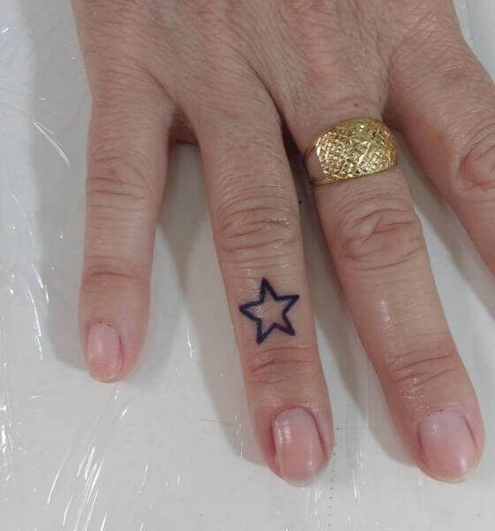 Top 50 Unique Finger Tattoos 2023