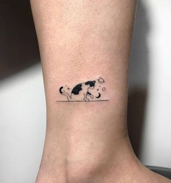 Minimalist cat tattoos for cat lovers