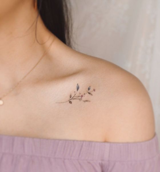 collarbone double sides flower tattoo  collarbone double si  Flickr