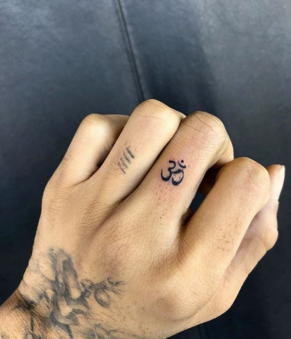 Best Finger Tattoo  Trending Finger Tattoo Design  Top Finger Tattoo  fingertattoo trendingtattoo  YouTube