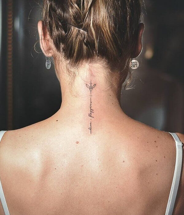 25 Unique  Beautiful Back Tattoos for Women Females or Girls