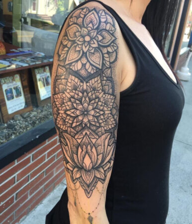 60+ Beautiful Eye-Catching Sleeve Tattoo Ideas for Women