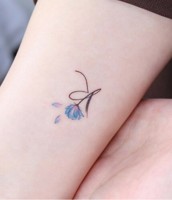 O C E a N a R T  R Letter tattoo mehndi design  tattoo design   Facebook
