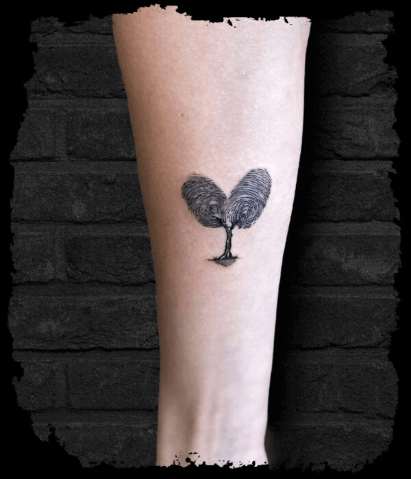 Family-tree-fingerprint-tattoo--1