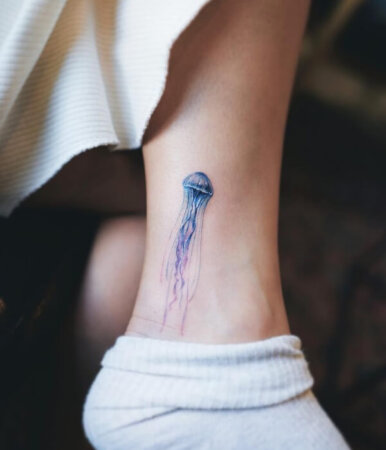 45 Designing a Unique and Symbolism Behind Jellyfish Tattoos