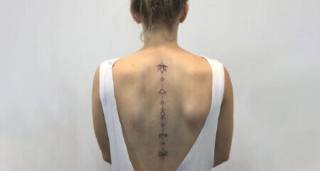 30 Inspirational Spine Tattoo Ideas For Women (2024)