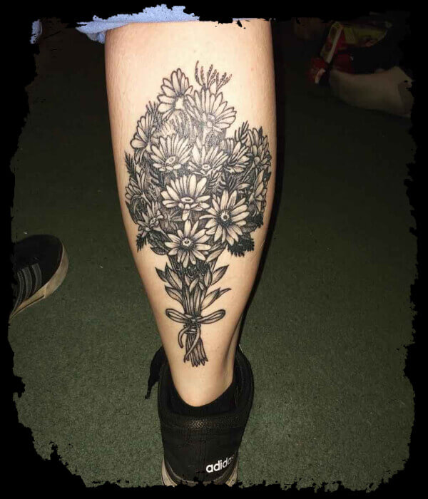 Flower-Bouquet-Tattoo-On-Leg