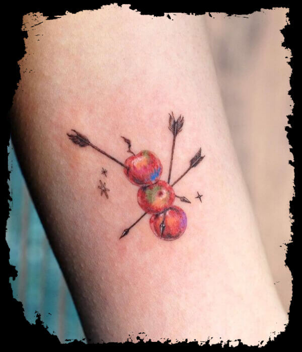 apple-tattoo-ideas 
