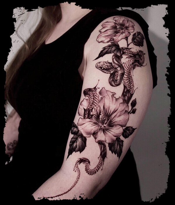 quarter-sleeve-tattoo-women