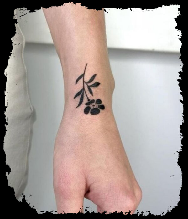 Dark-Flower-Tattoo