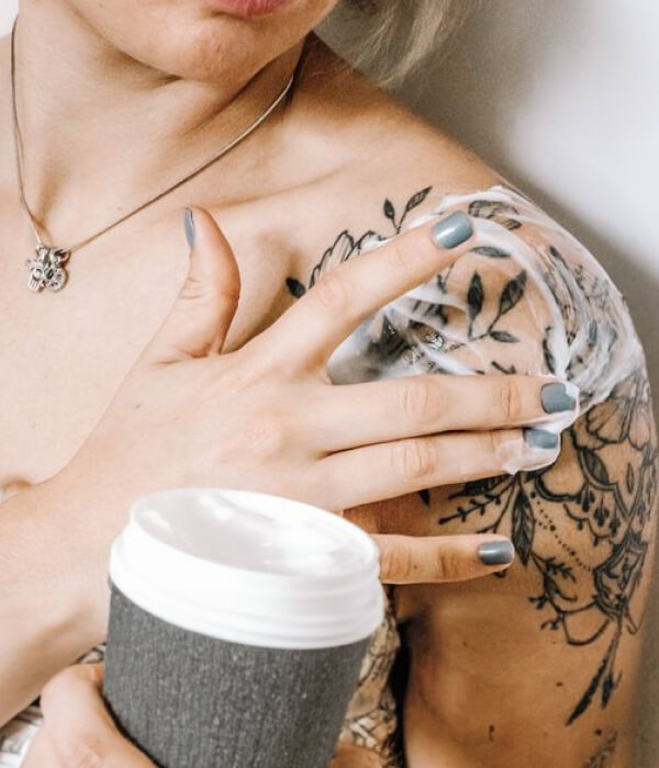 Fine-Line-Tattoo-Aftercare-Tips