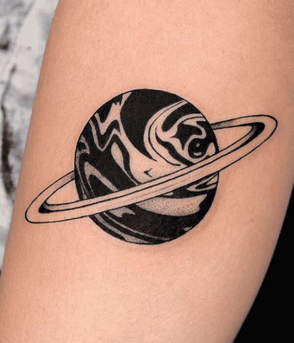 Traditional-Saturn-Planet-Tattoo