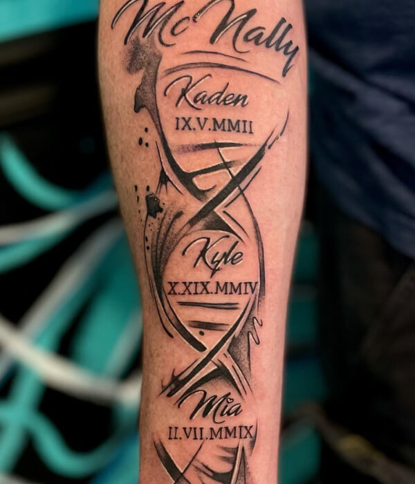 DNA-Tattoo-with-Family-Names