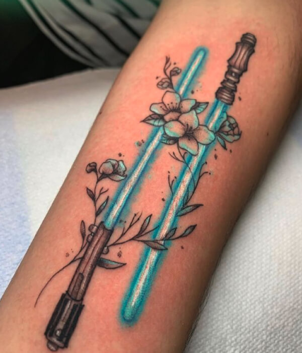 Star-Wars-Lightsaber-Tattoo