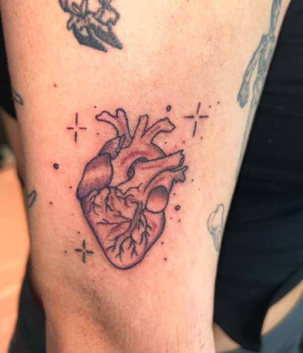 Black-Heart-Tattoo-Ideas