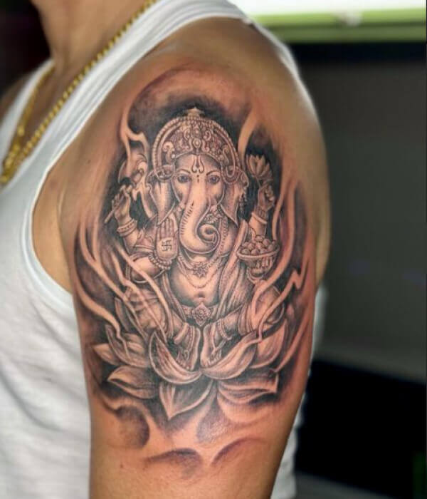 Ganesh-with-Lotus-Flower