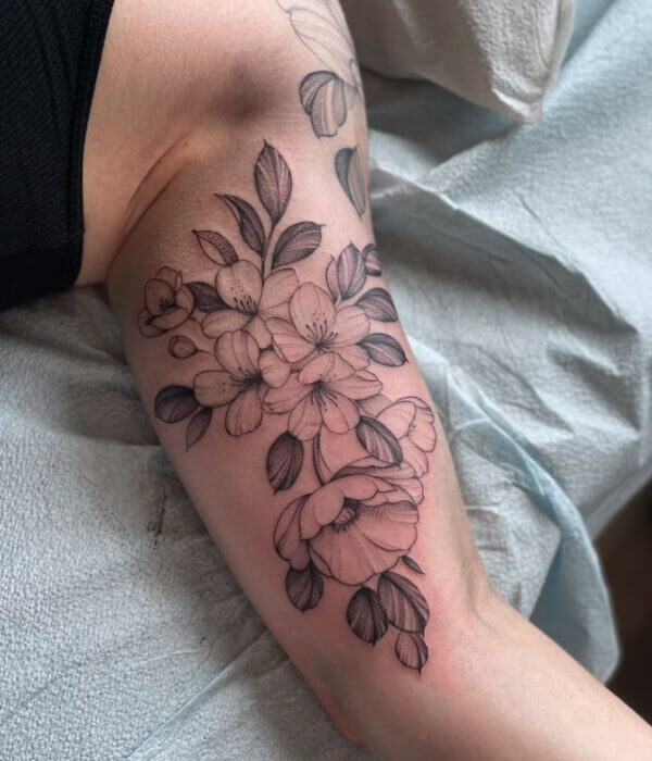 Poppy-Flower-Tattoo-On-The-Bicep