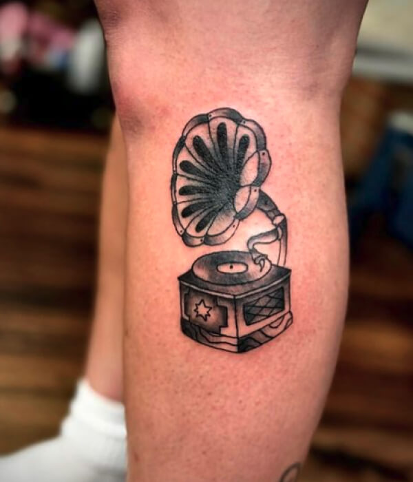 Record-Player-Tattoo