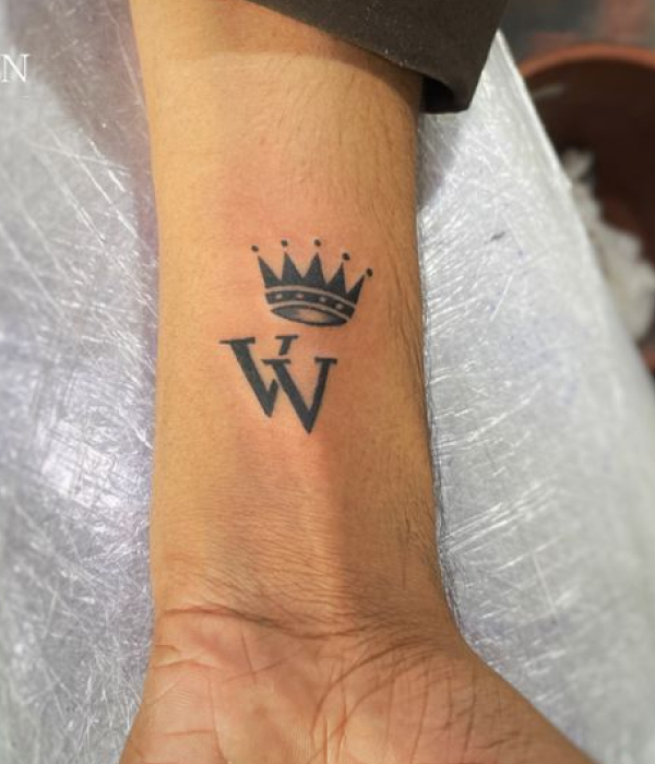 Letter-V-Tattoo-with-Crown