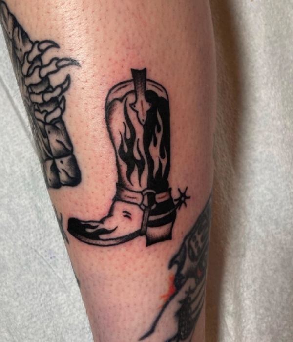 Cowboy-Boots-and-Spurs-Tattoo