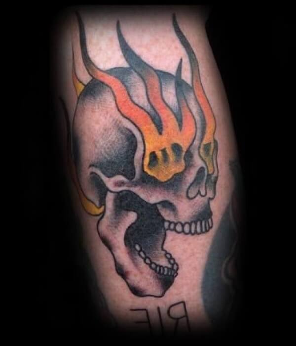 Flaming-Skull-tattoo