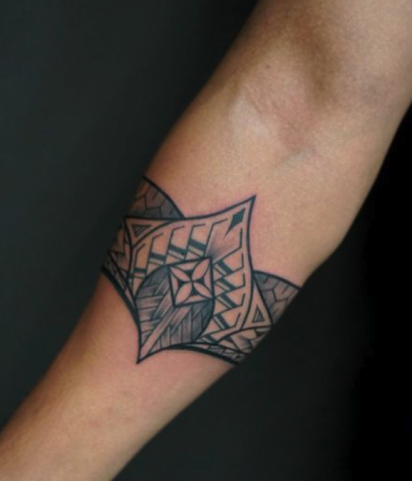 Polynesian-Armband-Tattoo