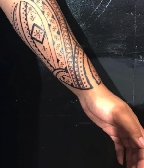 Polynesian-Forearm-Shell-Tattoo