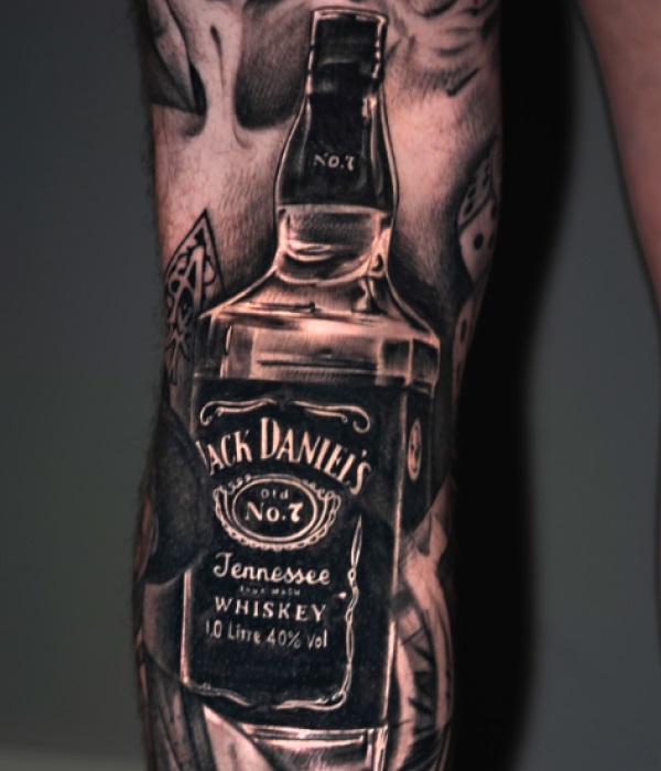 Whiskey-Bottle-Doc-Holliday-Tattoo