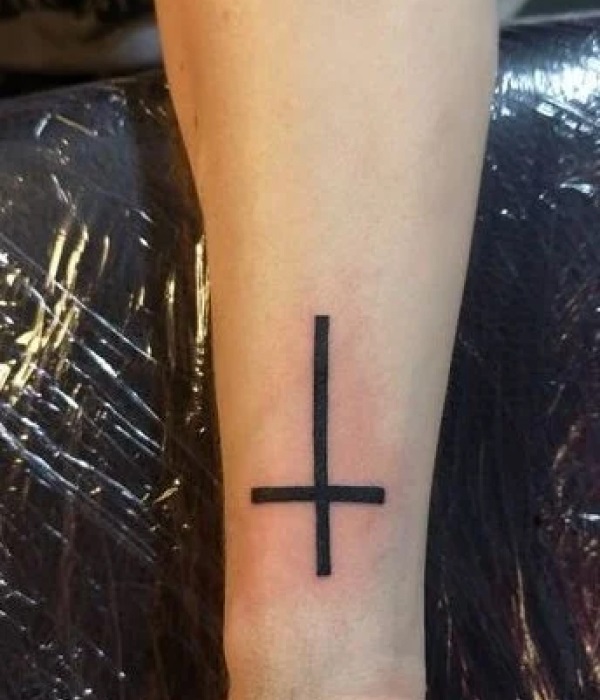 Cross-Upside-Down-Tattoo