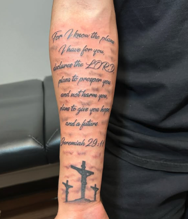 Cross-with-Bible-Verse-Tattoo