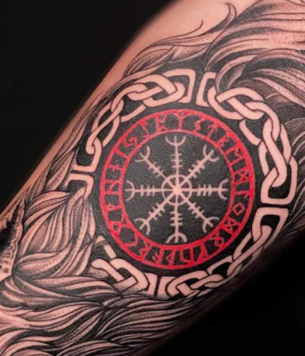 Vegvisir-Norse-Tattoo