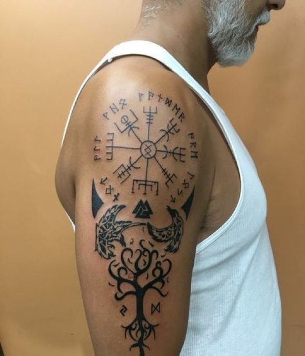 Vegvisir-Shoulder-Tattoo