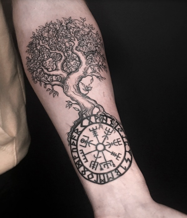 Vegvisir-Yggdrasil-Tattoo-Together