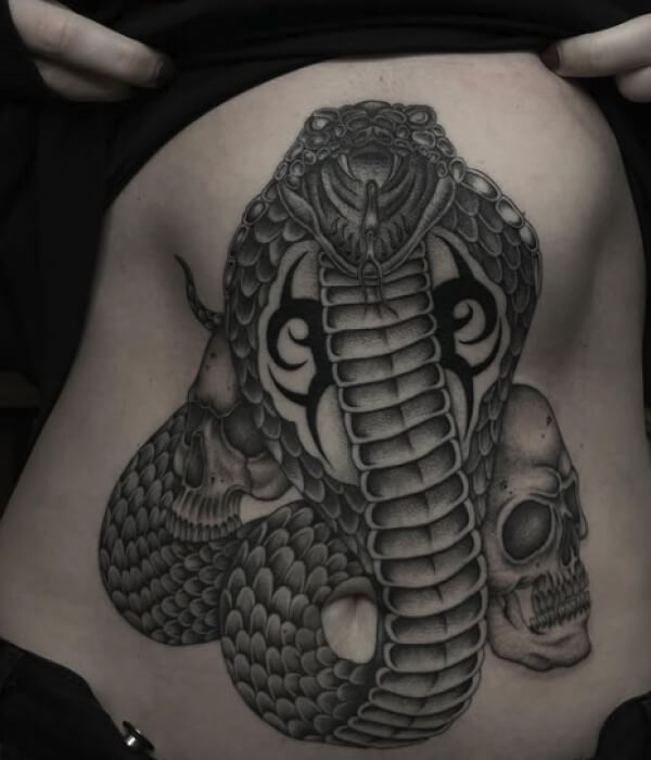 Black-Cobra-Tattoos-on-Stomach