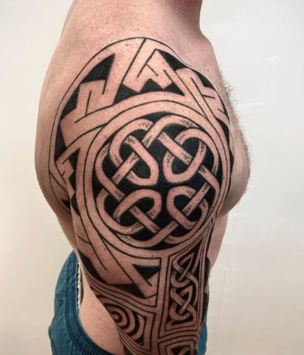 Celtic-Knot-Tribal-Shoulder-Design