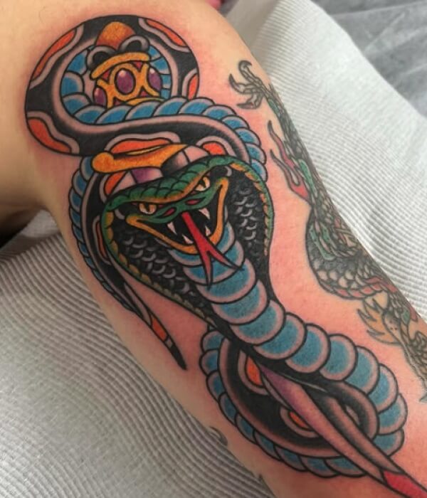 Cobra-and-Dagger-Tattoo