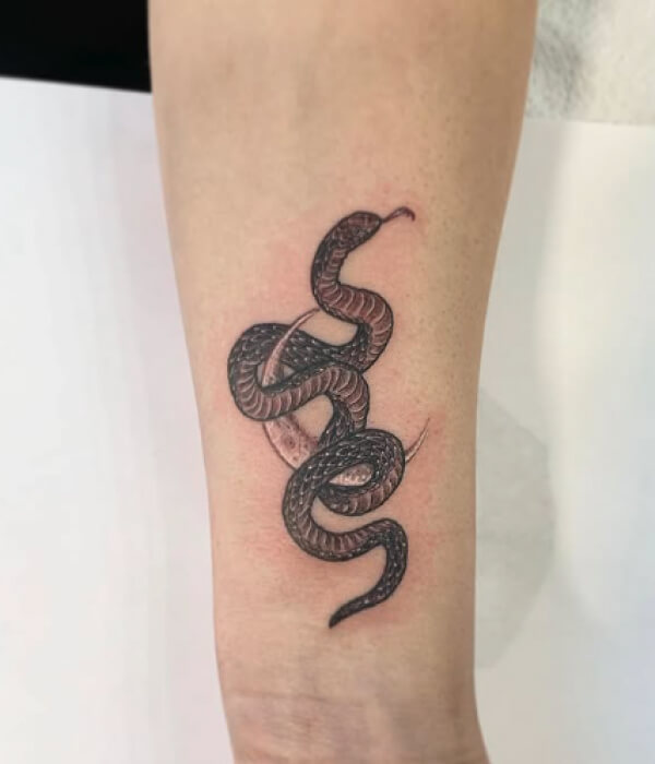 Cobra-and-Moon-Tattoo