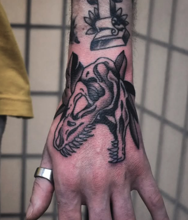 Dino-Tattoo-on-Hand