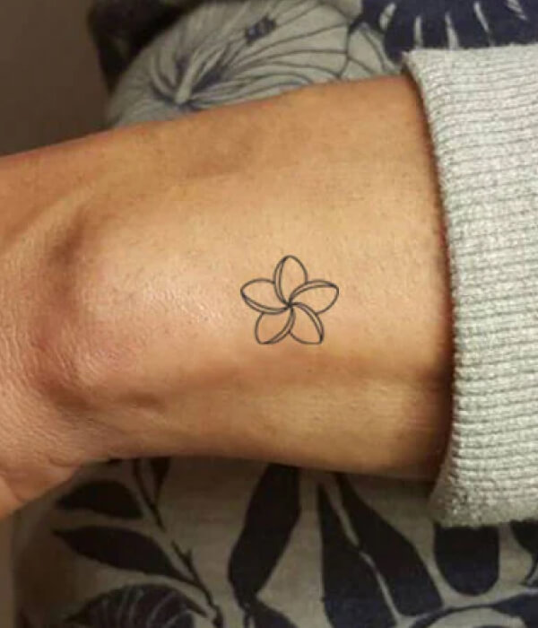 Plumeria-Wrist-Tattoo