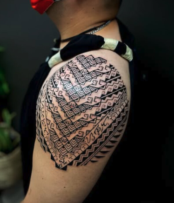 Small-Tribal-Shoulder-Tattoo