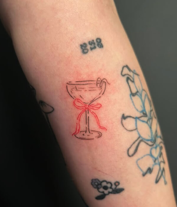 Minimalist-Cocktail-Tattoo